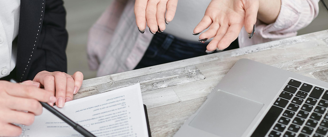 一般來說說商業(yè)保險(xiǎn)第一年沒有出險(xiǎn)，第二年購買優(yōu)惠三成